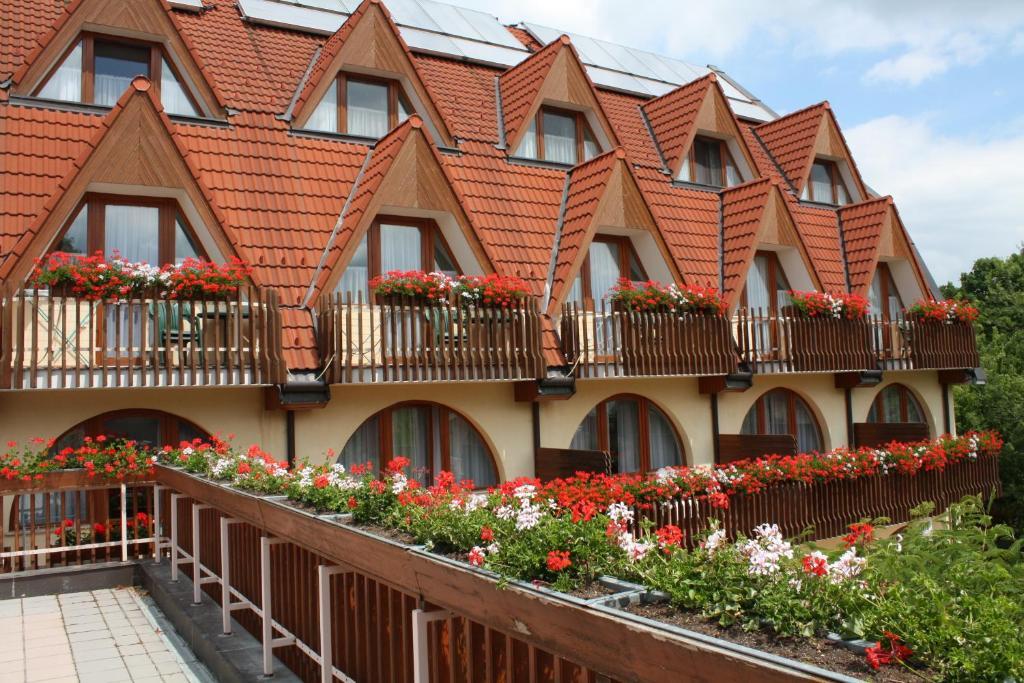 Agnes Hotel Хевиз Экстерьер фото